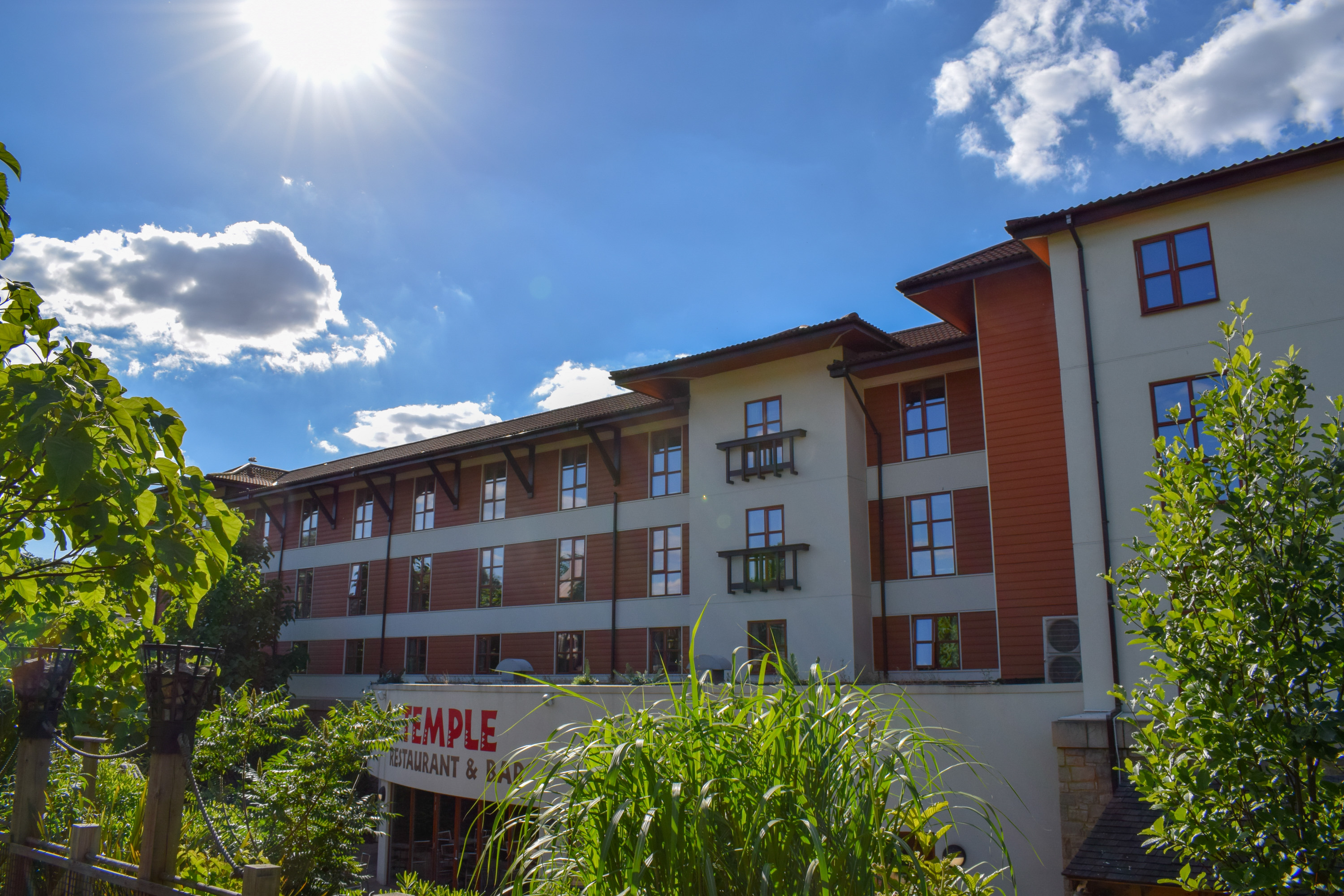 Chessington Azteca Hotel