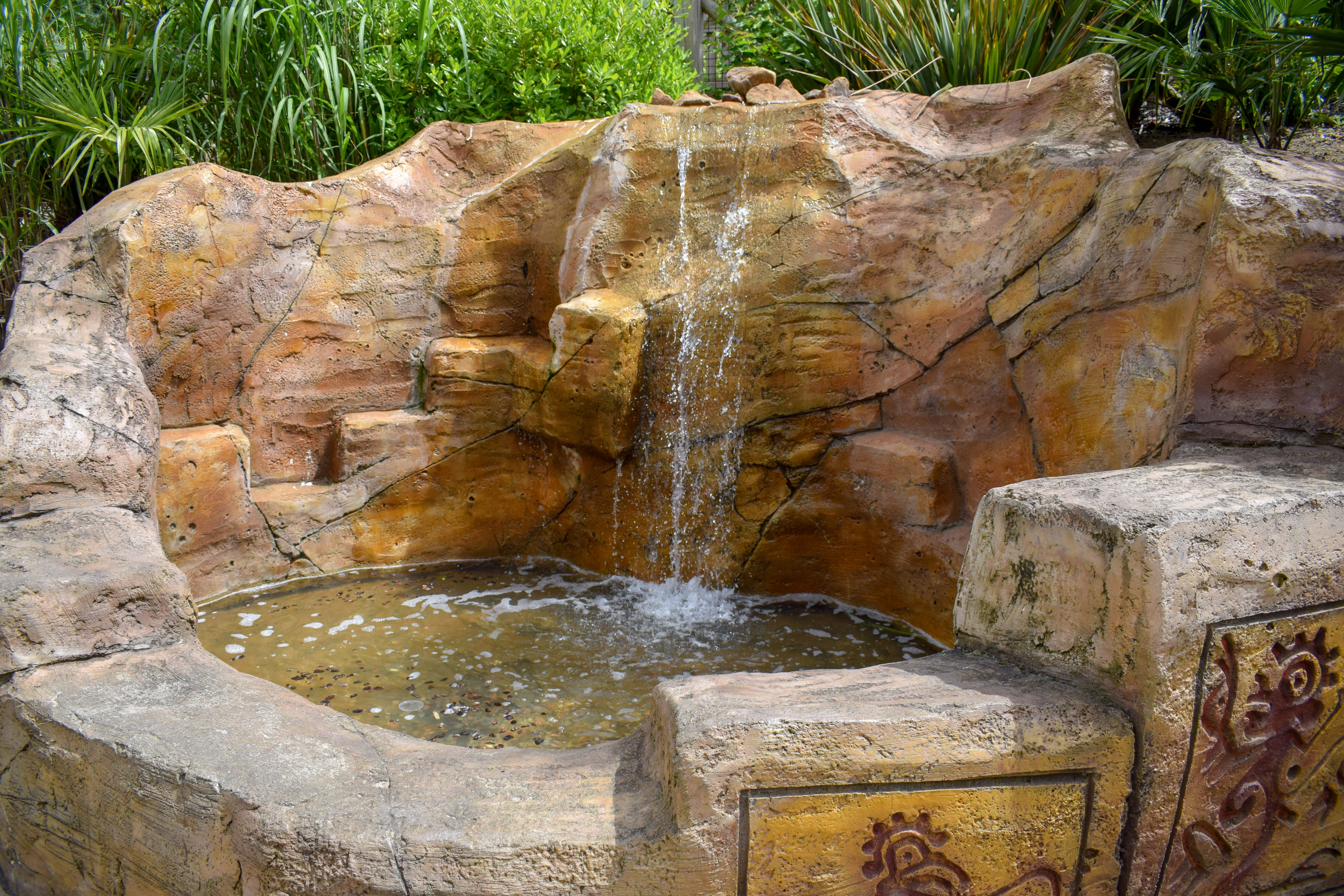 Chessington Azteca Hotel