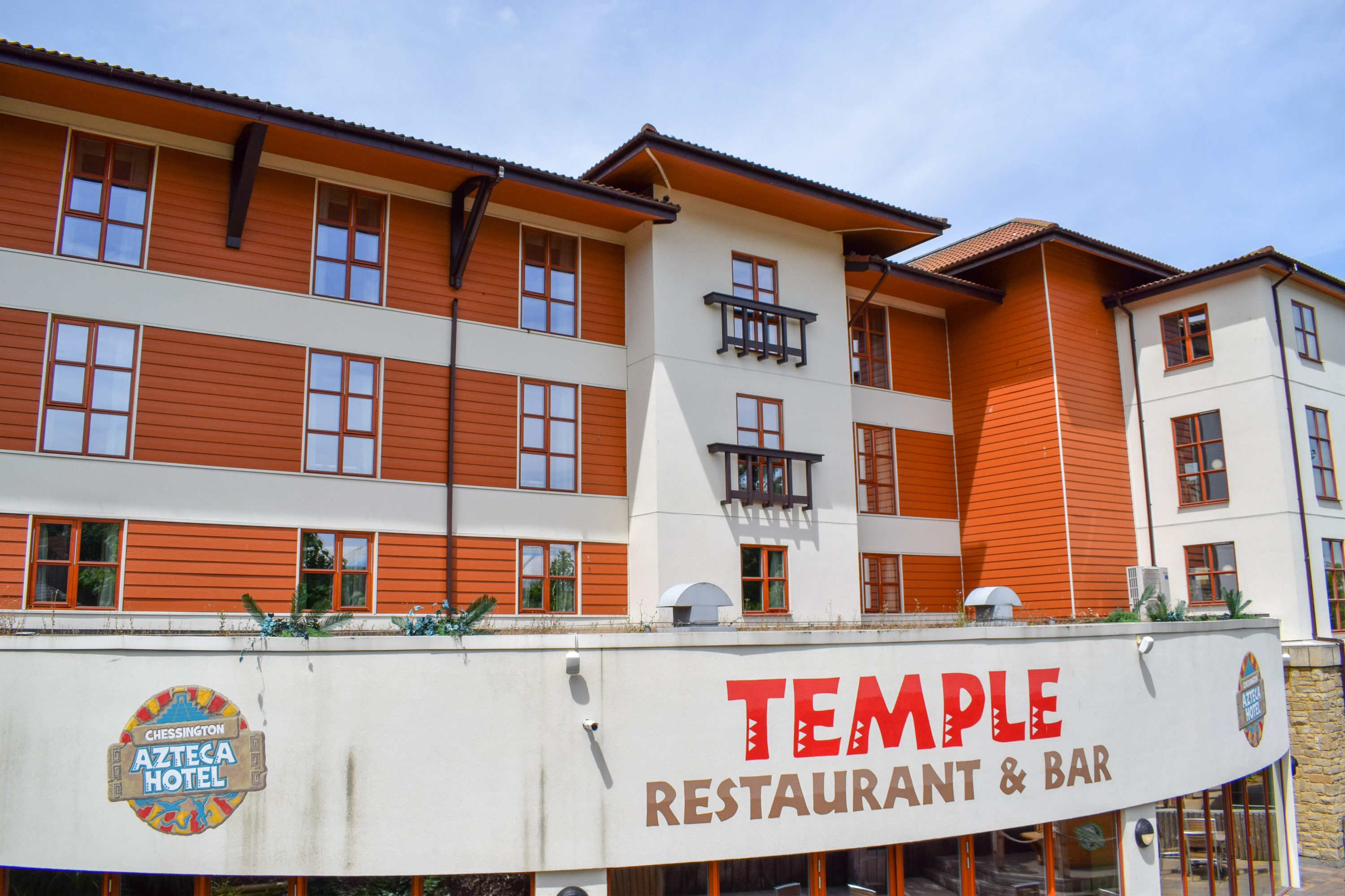 Chessington Azteca Hotel