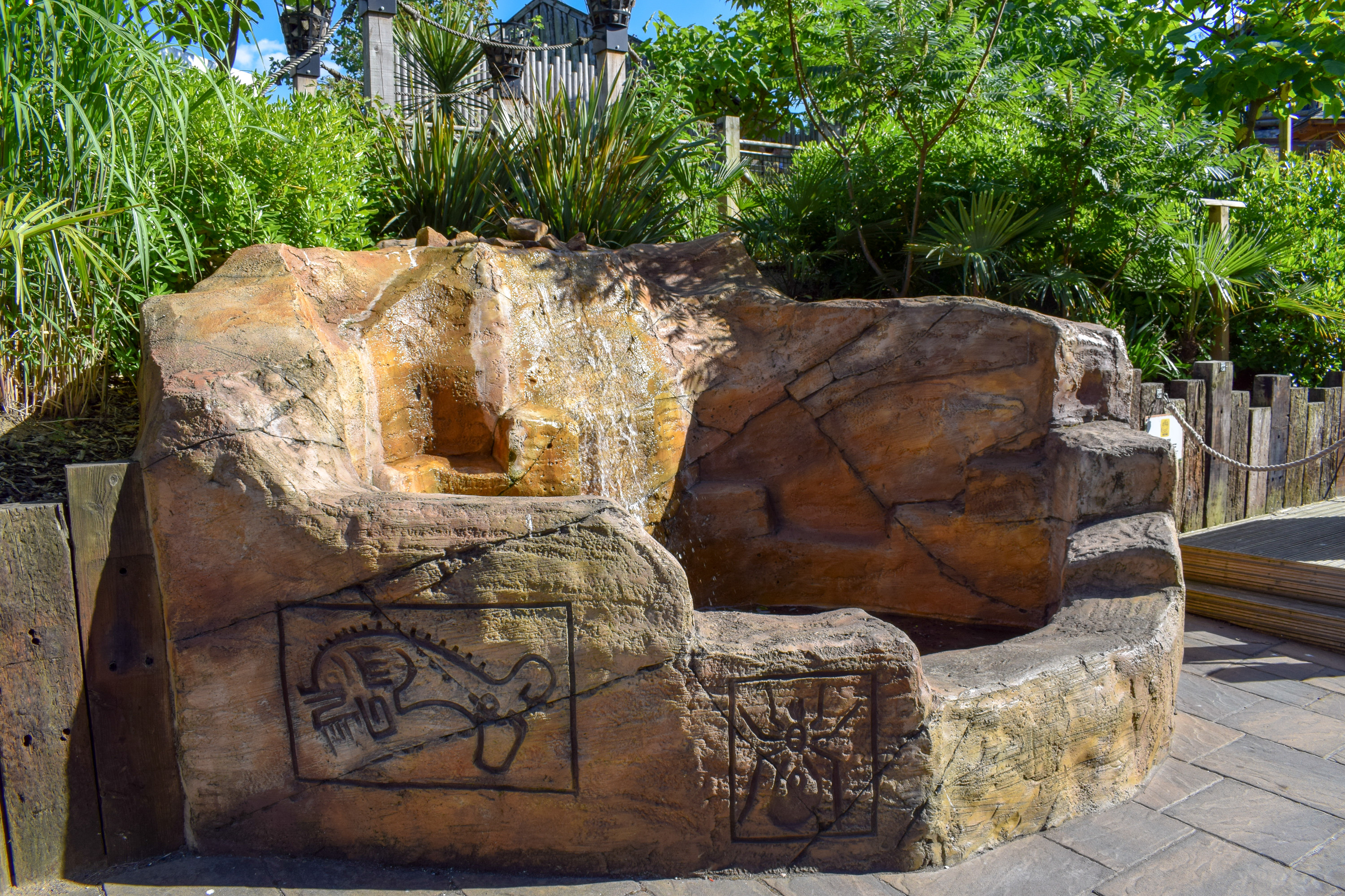 Chessington Azteca Hotel