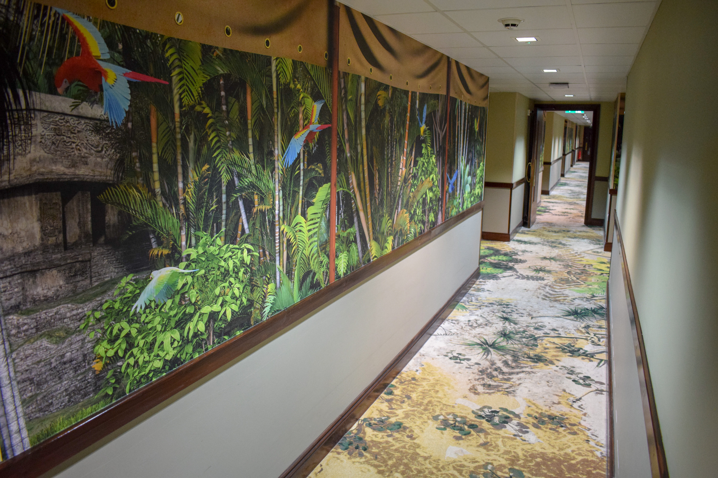 Chessington Azteca Hotel