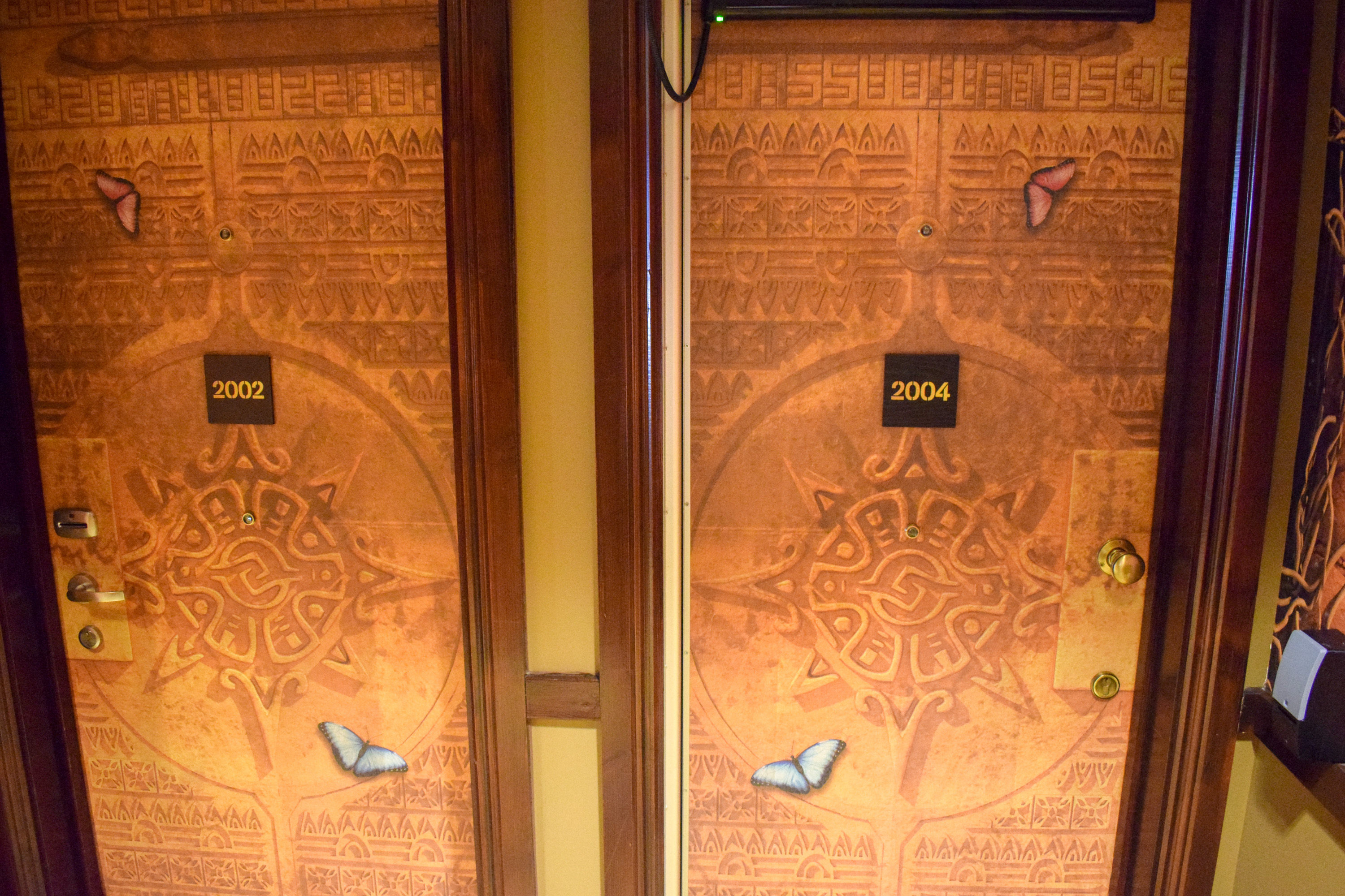 Chessington Azteca Hotel