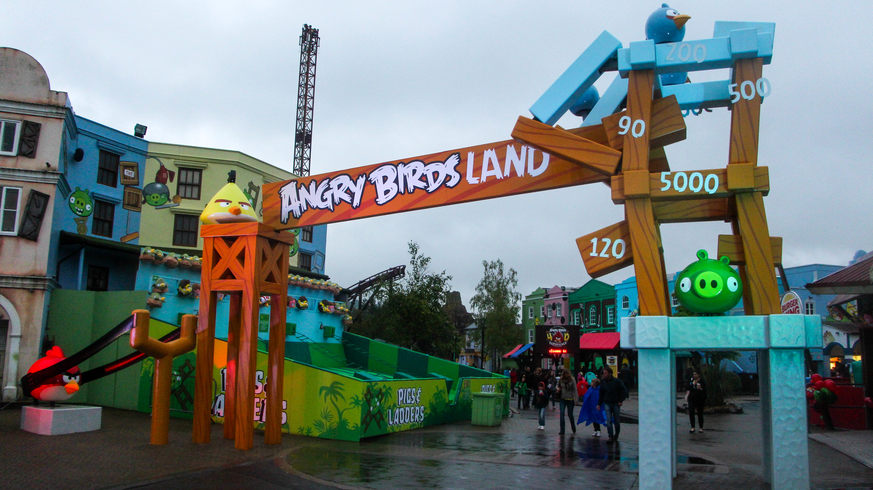 Angry Birds Land Opens With Red Carpet Premiere