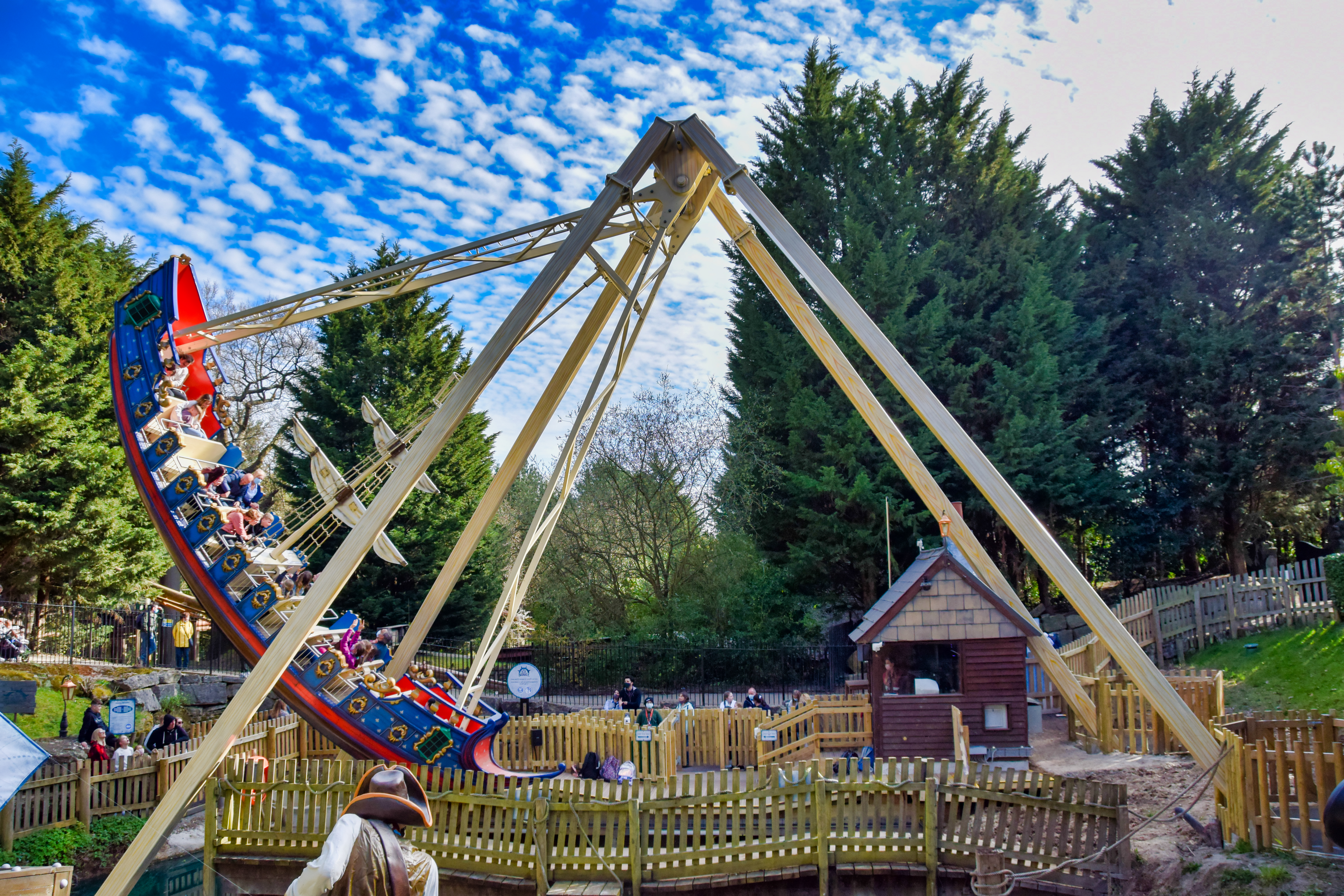 UK Theme Parks To Reopen Indoor Attractions 17th May