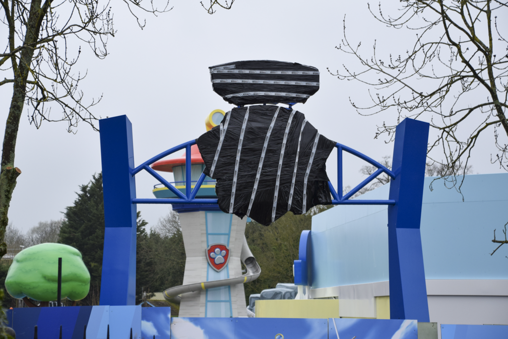 Entrance Signage Installed at Paw Patrol World at Chessington