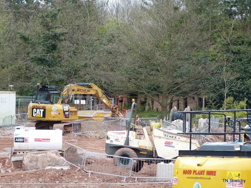 SW8 Whats in the concrete building