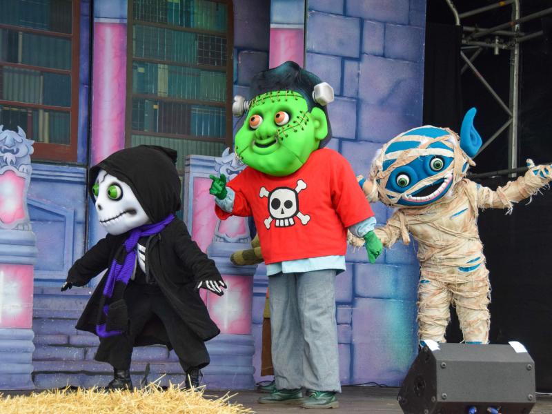 Patches Trick O Treat Show