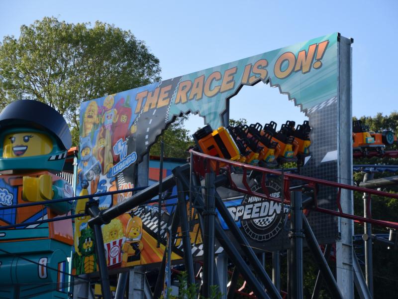 LEGOLAND Windsor Minifigure Speedway 3 Months Open
