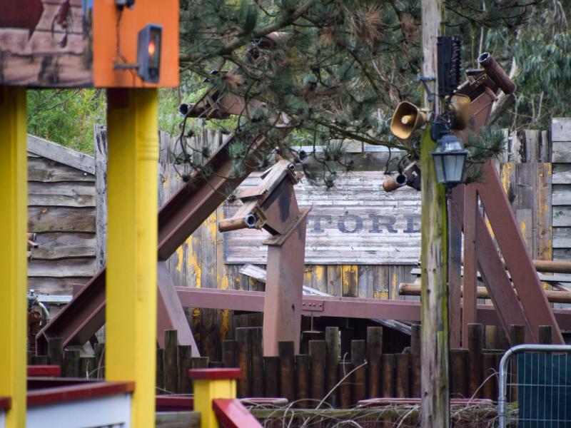 Chessington Scorpion Express Removal Begins as Track is Cut Up and Removed