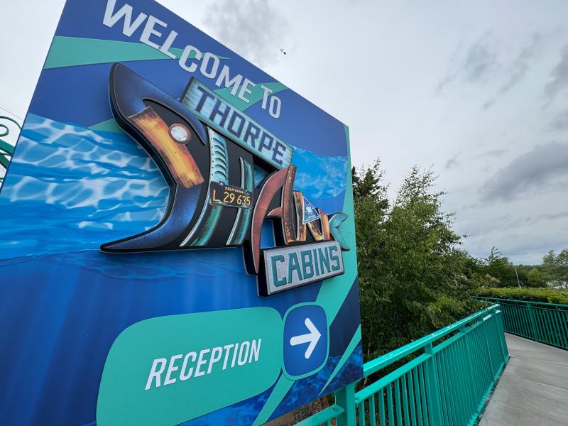 Thorpe Park Shark Hotel Signage Makeover