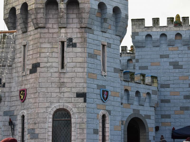 Knights Kingdom Castle Gets Repainted