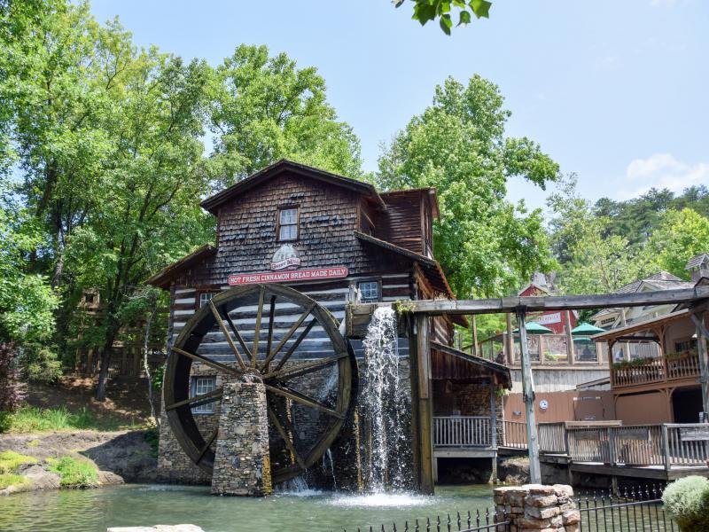 
Grist Mill &amp; Cinnamon Bread