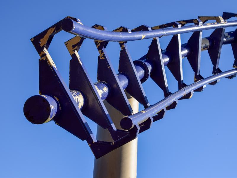 Alton Towers Begins Repainting Iconic Corkscrew at Park Entrance