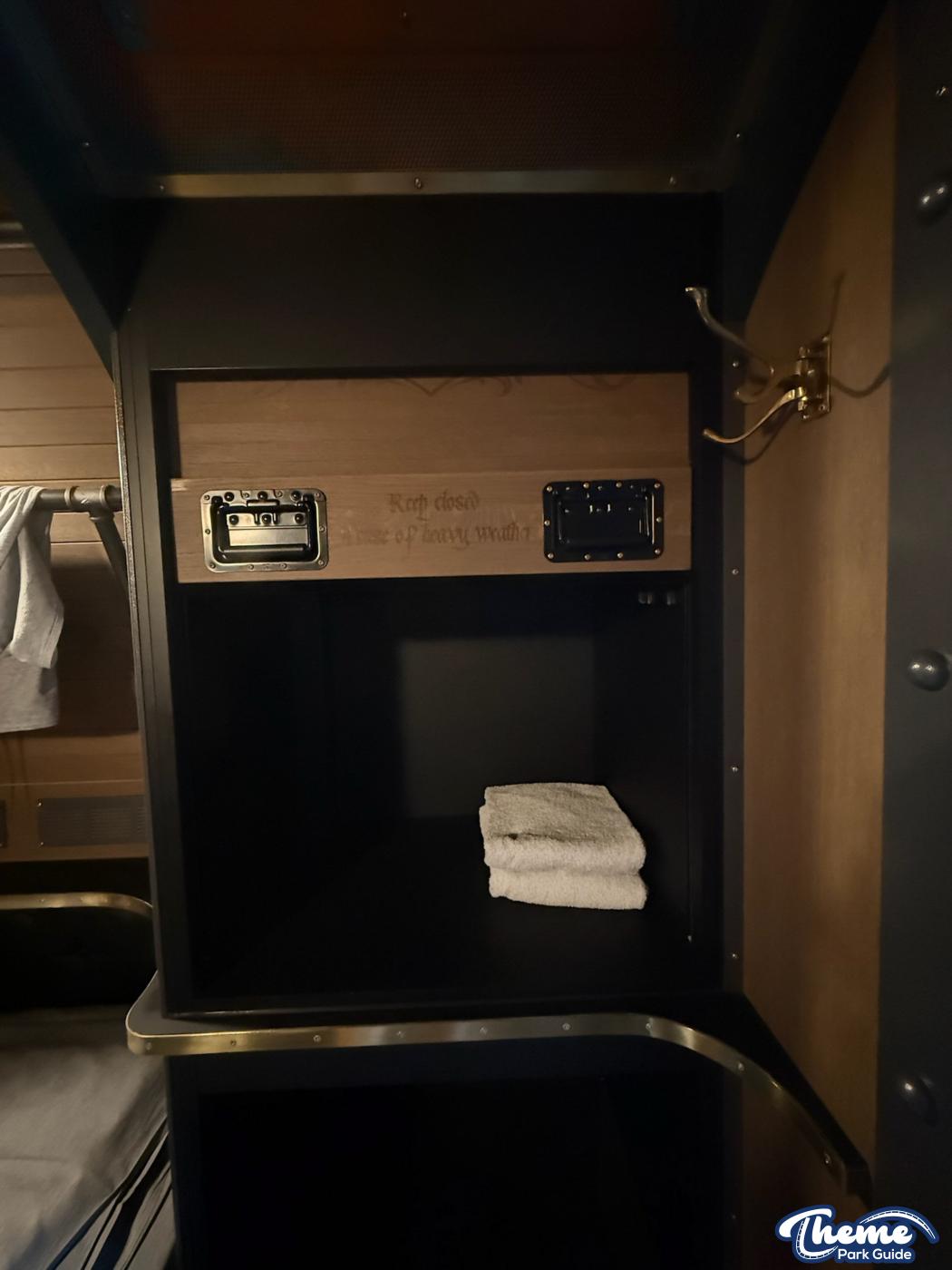 Aeronaut Cabin