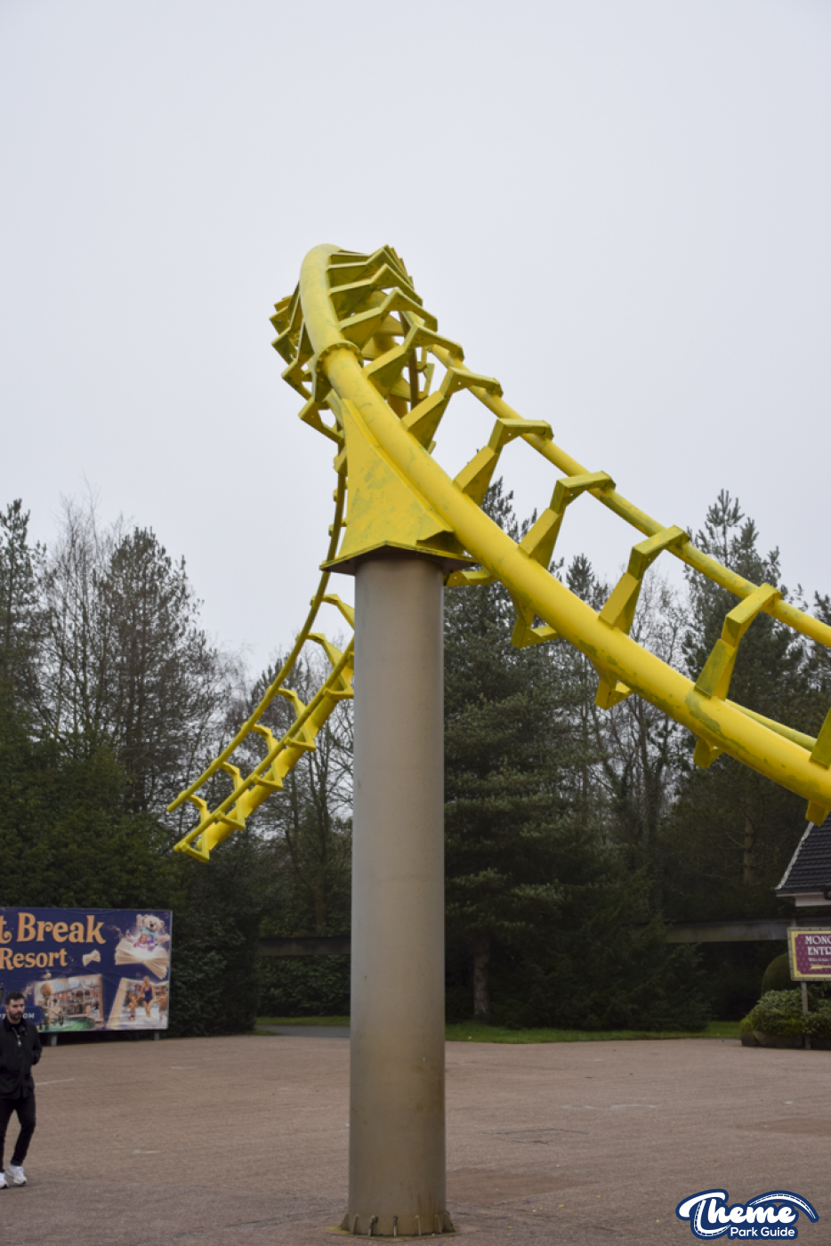 Iconic Corkscrews at Alton Towers Receive Yellow Base Coat